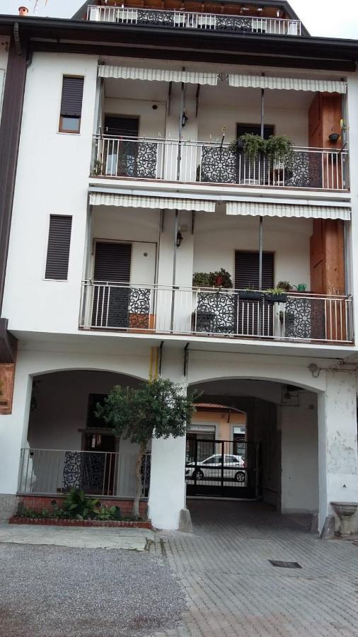 Ferienwohnung Ca' Lina Lainate Exterior foto