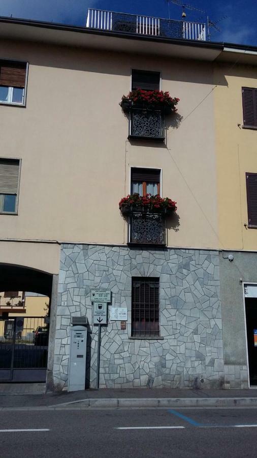 Ferienwohnung Ca' Lina Lainate Exterior foto